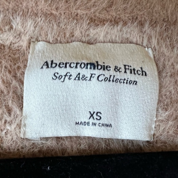 Abercrombie & fitch Soft A+F Collection Cheetah Leopard Eyelash Sweater. Size XS - Picture 9 of 11